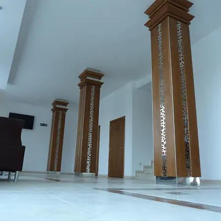 Ξενοδοχείο Toma's - Front