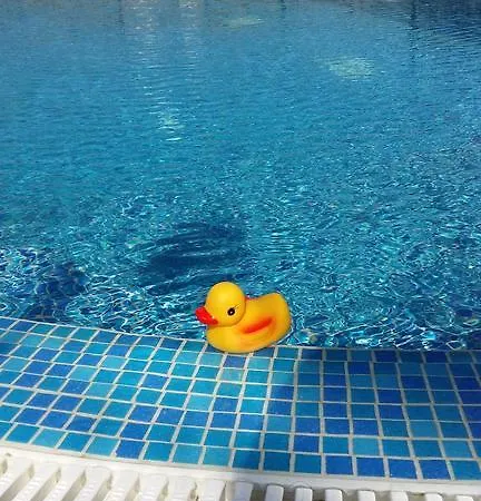 호텔 Toma's - Front