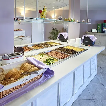 호텔 Toma's - Front 사레보