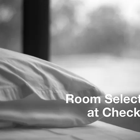 Hotel Toma's - Front 2*