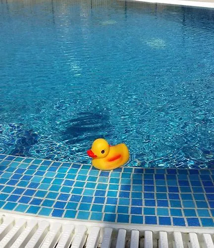 Hotel Toma's - Front